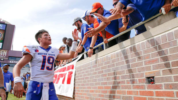 Boise State quarterback celebrates after his Week 1 win