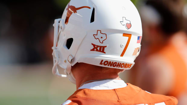 The back of Texas Longhorns QB Shane Buechele's helmet.