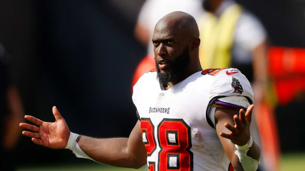 Tampa Bay Buccaneers running back Leonard Fournette on the field during an NFL game.
