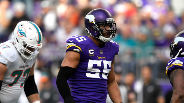 Anthony Barr on the field for the Minnesota Vikings.