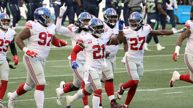 NFL World Is Furious With Team's Classless Celebration - The Spun