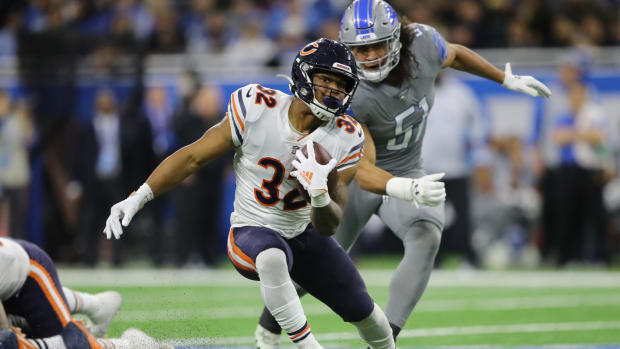 Chicago Bears running back David Montgomery makes a cut against the Detroit Lions.