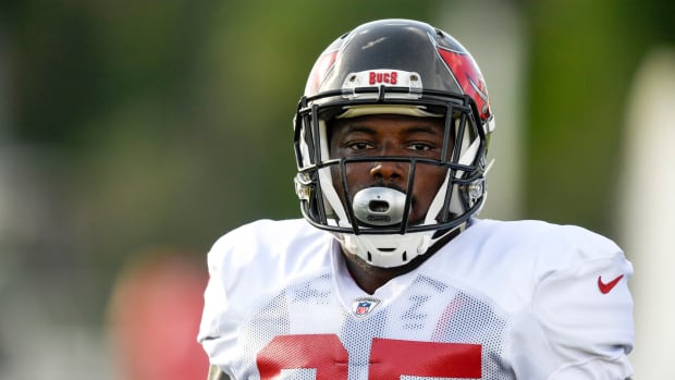 LeSean McCoy at practice for the Tampa Bay Buccaneers.