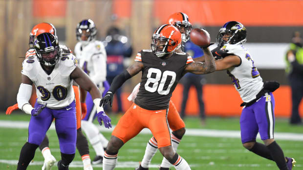 Jarvis Landry attempts a pass for the Browns.