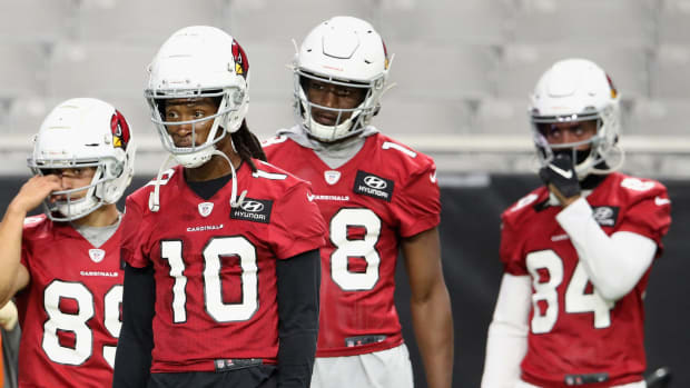 Titans Wide Receiver Has Telling Reaction To DeAndre Hopkins Visit - The  Spun: What's Trending In The Sports World Today