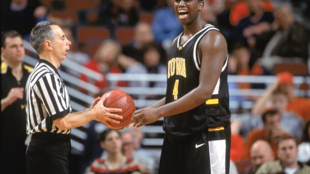 Iowa basketball forward Gen Worley fired up during a 2001 game.