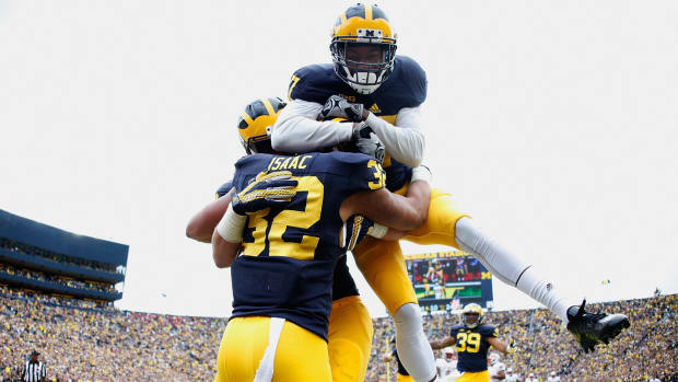 Michigan Wolverines celebrating a touchdown.