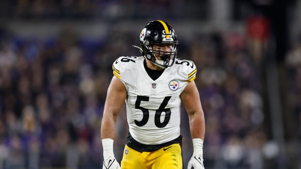 BALTIMORE, MARYLAND - JANUARY 01: Alex Highsmith #56 of the Pittsburgh Steelers lines up during an NFL football game between the Baltimore Ravens and the Pittsburgh Steelers at M&T Bank Stadium on January 01, 2023 in Baltimore, Maryland. (Photo by Michael Owens/Getty Images)