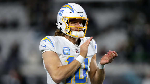 NFL World Reacts To Chiefs vs. Chargers Finish - The Spun: What's Trending  In The Sports World Today