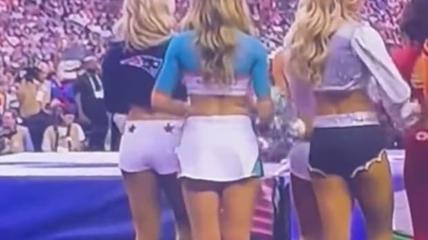 Pro Bowl cheerleaders are going viral.
