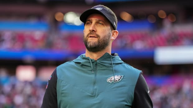 Fanatics Has Apologized For Its Embarrassing 'Kelly Green' Eagles Gear -  The Spun: What's Trending In The Sports World Today