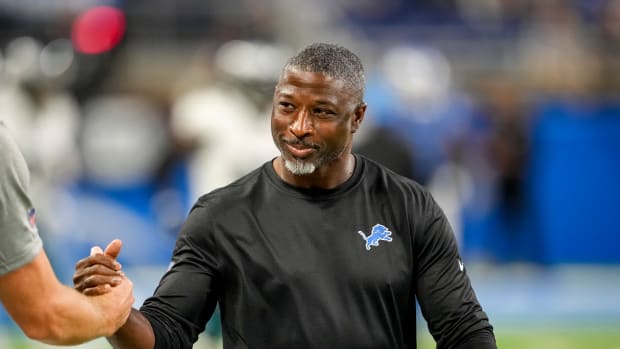 Lions defensive coordinator Aaron Glenn