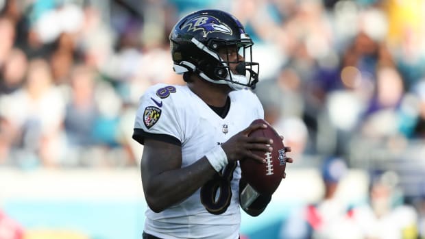 Baltimore Ravens QB Lamar Jackson Not Suiting Up For Preseason Game Tonight  - The Spun: What's Trending In The Sports World Today