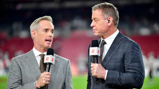 ESPN's Monday Night Football: Doubleheader Saturday Debut Registers  Viewership of 20.3 Million for Cowboys-Eagles and 19.1 Million for  Chiefs-Broncos, ESPN's Most-Watched NFL Regular Season Games in More than a  Decade - ESPN