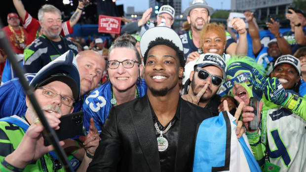 Seahawks Announce Decision On Crowd For 2021 Season - The Spun: What's  Trending In The Sports World Today