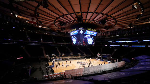 NEW YORK, NEW YORK - MARCH 10: A general view of the arena as players from the Marquette Golden Eagles and the Georgetown Hoyas warmup before their first round game of the Big East Men's Basketball Tournament at Madison Square Garden on March 10, 2021 in New York City. (Photo by Sarah Stier/Getty Images)