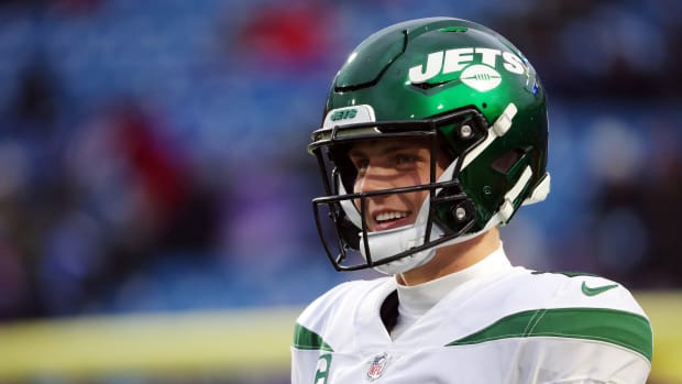 ORCHARD PARK, NEW YORK - JANUARY 09: Zach Wilson #2 of the New York Jets warms up prior to a game against the Buffalo Bills at Highmark Stadium on January 09, 2022 in Orchard Park, New York. (Photo by Timothy T Ludwig/Getty Images)