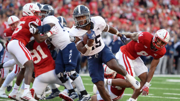 LINCOLN, NE - SEPTEMBER 10: Running back Jalen White #25 of the Georgia Southern Eagles scores in the first quarter against the Nebraska Cornhuskers at Memorial Stadium on September 10, 2022 in Lincoln, Nebraska. (Photo by Steven Branscombe/Getty Images)