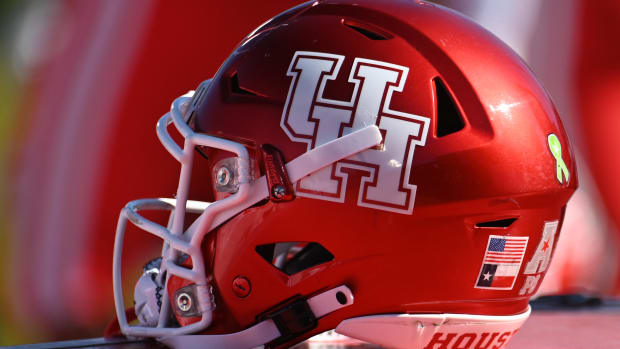 A Houston Cougars helmet during a game against the UConn Huskies 2019.