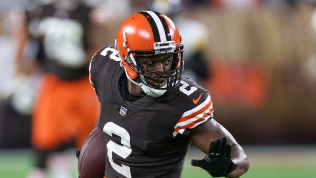 Amari Cooper on the field for the Cleveland Browns.