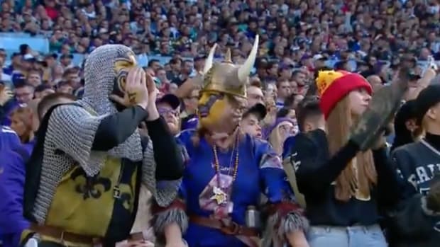 Vikings fan goes viral in the stands in London.