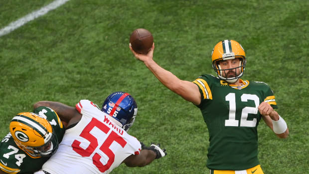 Aaron Rodgers against the New York Giants on Sunday in London.