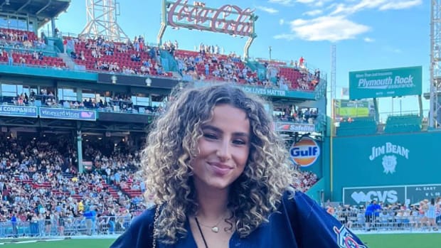 Look: Mac Jones' Girlfriend Shares New Vacation Photos - The Spun: What's  Trending In The Sports World Today