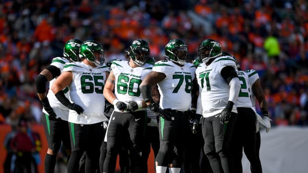 Fans Are Loving The Jets' Uniforms For Monday Night Football - The Spun:  What's Trending In The Sports World Today