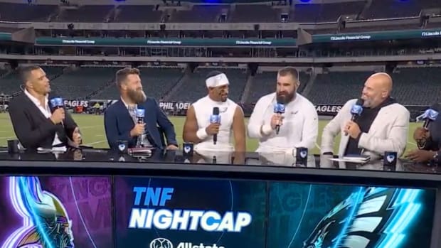 Eagles star Jason Kelce goes viral after chugging beer at