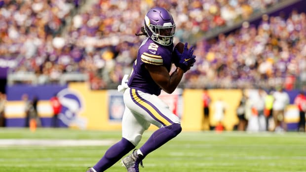 Vikings Signed Notable Wide Receiver On Tuesday Afternoon - The Spun:  What's Trending In The Sports World Today