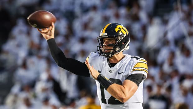 James Ferentz - Iowa Hawkeyes Player Profile  Football - Summary of Iowa  football and basketball games