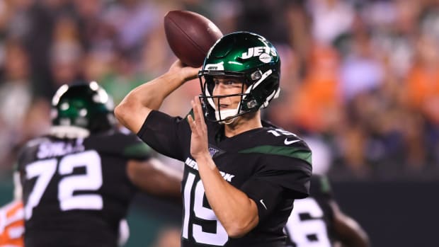 Fans Are Loving The Jets' Uniforms For Monday Night Football - The Spun:  What's Trending In The Sports World Today