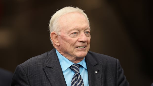 Look: Jerry Jones Reveals Cowboys' Draft Board To Prove A Point - The Spun:  What's Trending In The Sports World Today