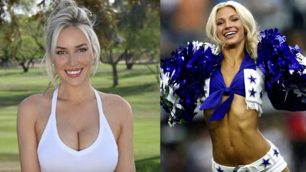 Cowboys Cheerleader Has 4-Word Message Before Kickoff Sunday Night - The  Spun: What's Trending In The Sports World Today