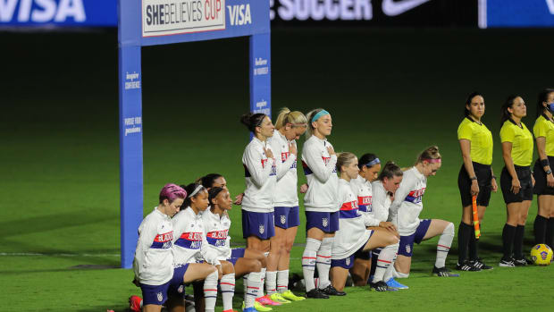 Look: Sports World Praying For U.S. Women's Soccer Star - The Spun: What's  Trending In The Sports World Today