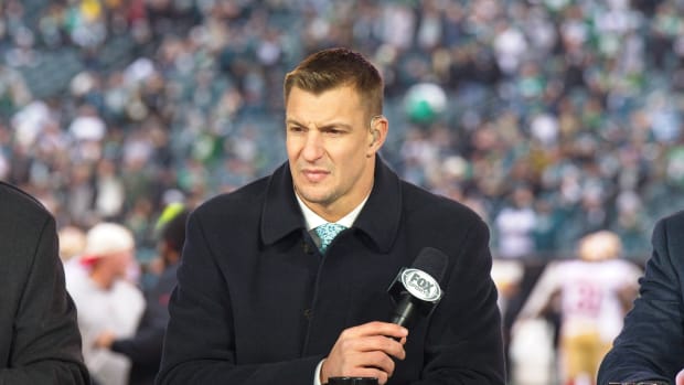 Rob Gronkowski on the set of FOX NFL Sunday at the NFC Championship.