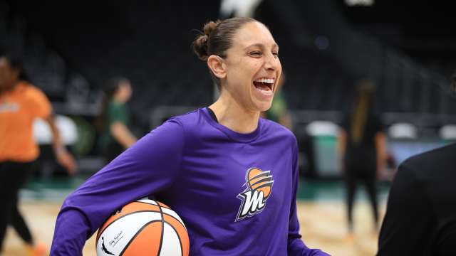 Team USA Fans Are Calling For Diana Taurasi To Be Benched - The Spun