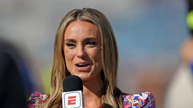 ESPN Reporter Molly McGrath Turns Heads With Sideline Outfit Saturday ...