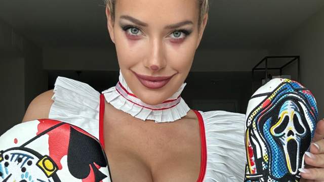 Paige Spiranac Stuns In New Halloween Costume - The Spun