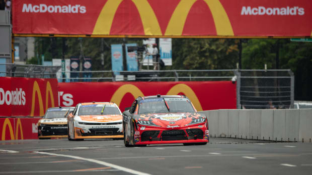 Nascar In Chicago Will The Street Race Survive - cp3zei5