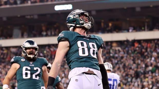 NFL World Reacts To Eagles, Dallas Goedert News - The Spun: What's