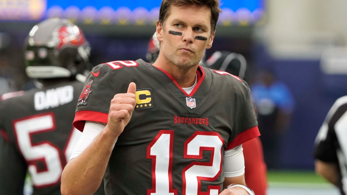 Tampa Bay Buccaneers Tom Brady Not Done in NFL?, Devin White Social Drama, Scouting Combine Winner