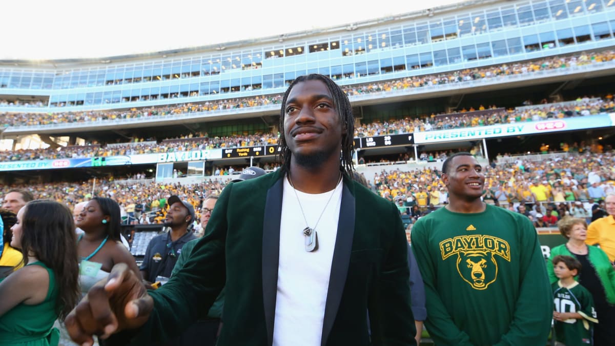 Robert Griffin III, Baylor QB, meets with Bears coach as he