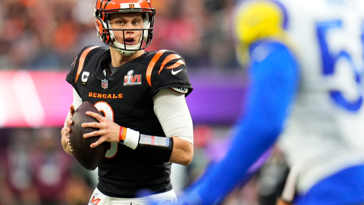 Joe Burrow's Reaction To Seeing The Rock During Super Bowl Is Going Viral -  The Spun: What's Trending In The Sports World Today