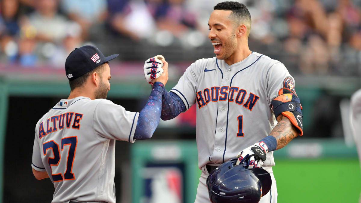 MLB World Reacts To Houston Astros' New Uniform - The Spun: What's Trending  In The Sports World Today