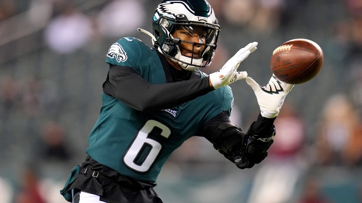 Eagles' DeVonta Smith stronger, faster despite Wawa addiction