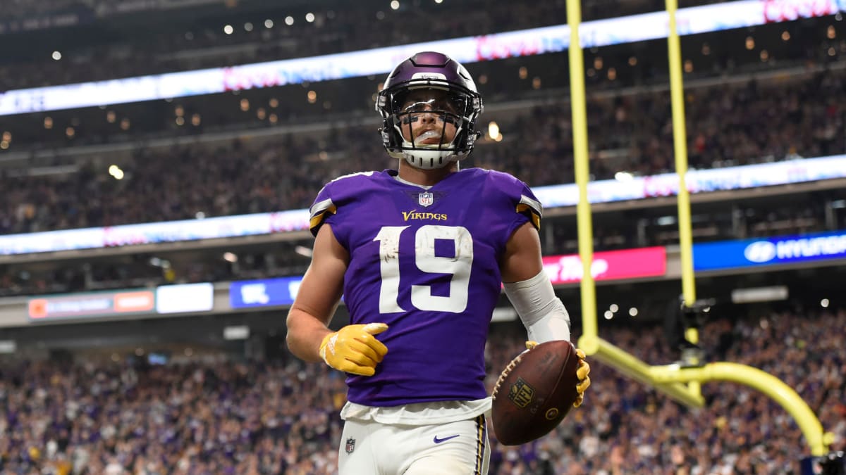 Vikings' Adam Thielen 'having fun' learning new offense, new quarterback