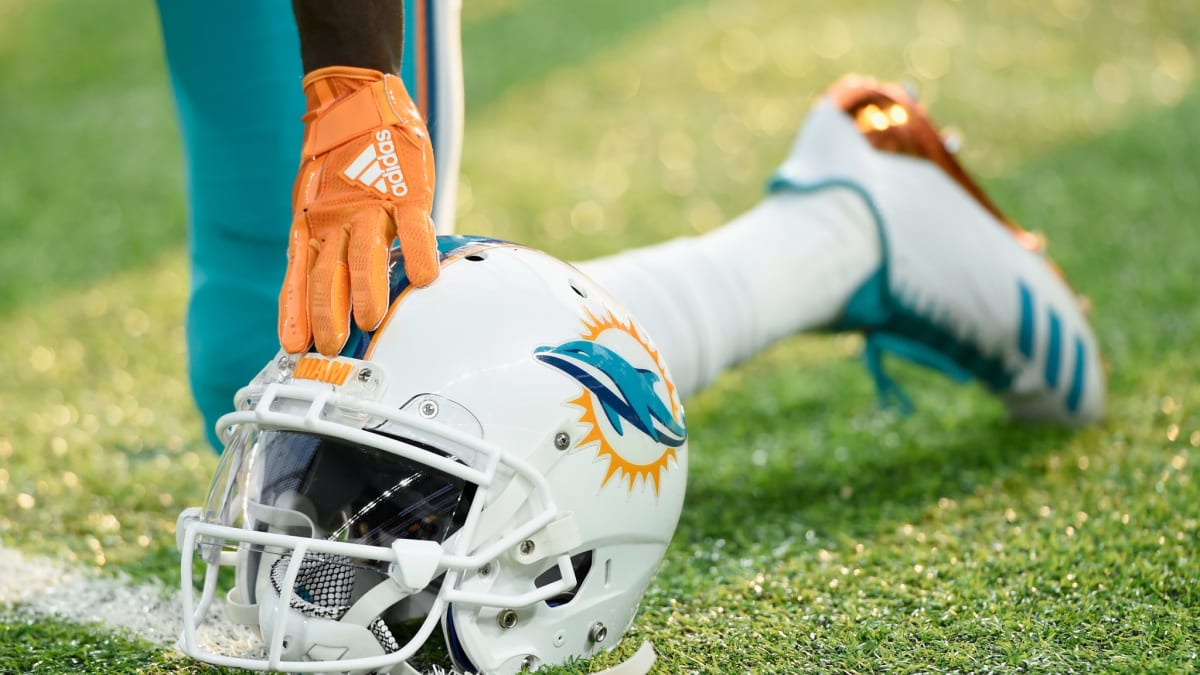 Miami Dolphins Are Reportedly Hiring Franchise Legend - The Spun