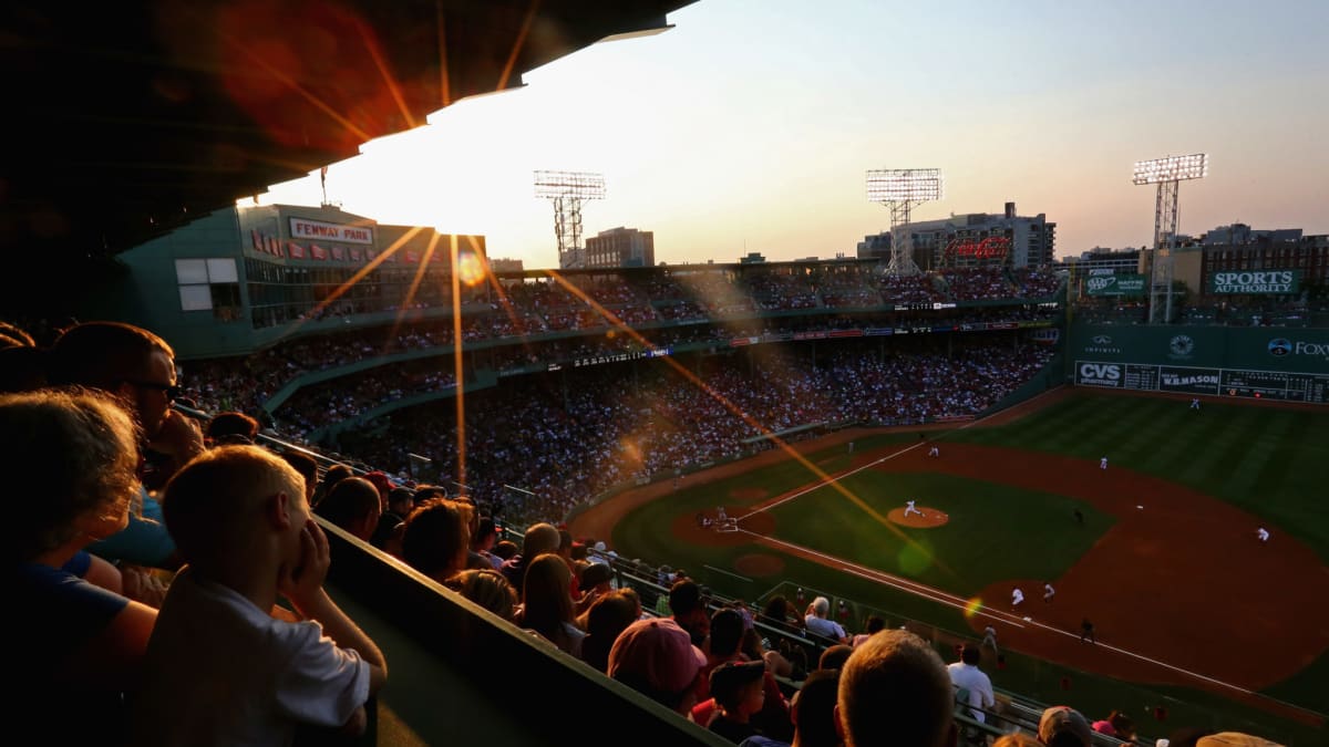 Photo Of These 2 Fans At The Yankees-Red Sox Game Is Going Viral - The  Spun: What's Trending In The Sports World Today