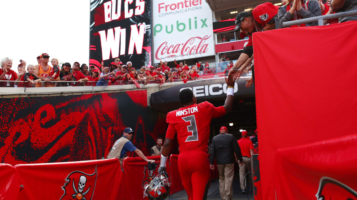 Buccaneers: Jameis Winston is a a true enigma under center